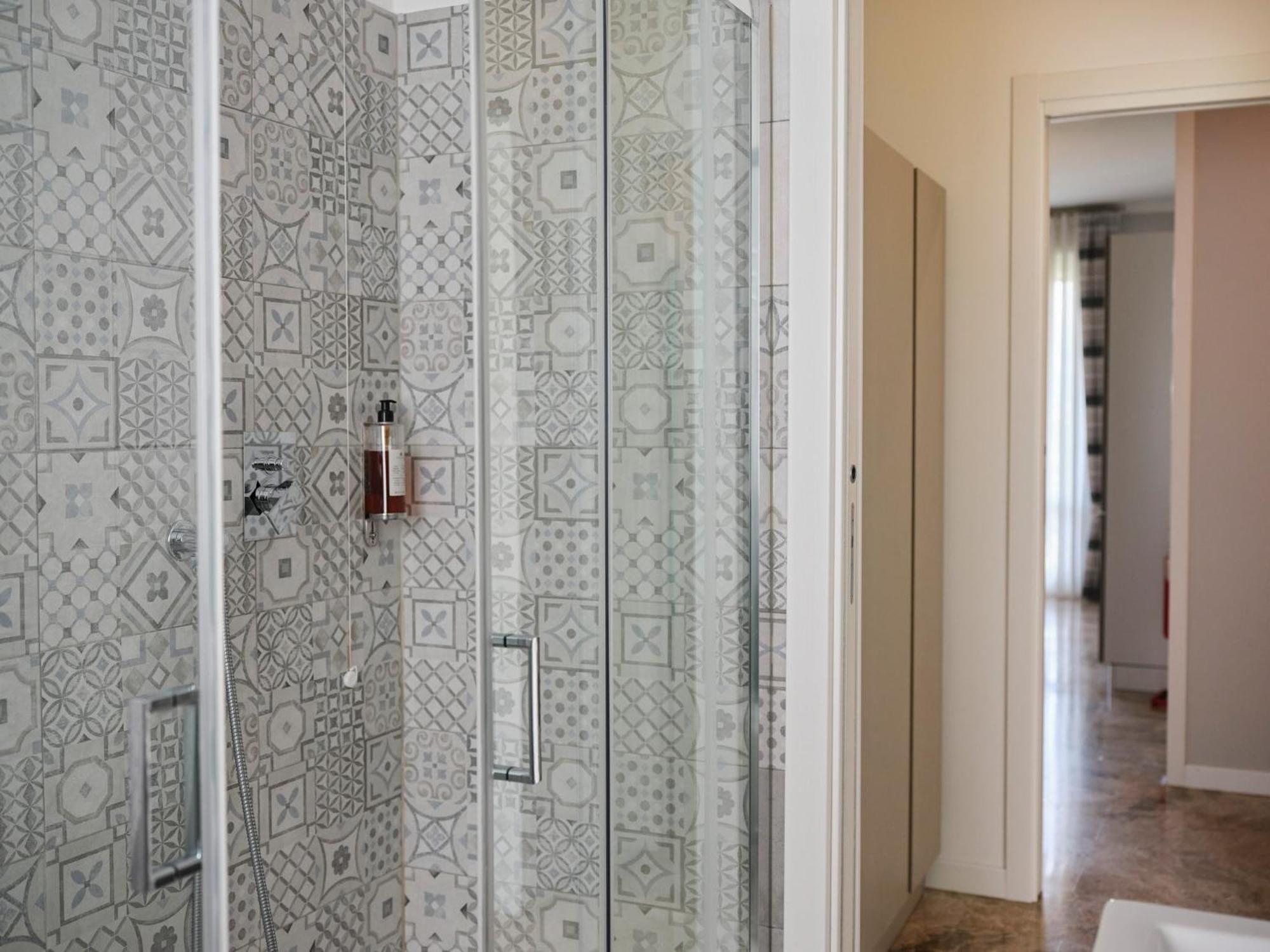 Casa Ierardi - Appartamento Arona Bellavista المظهر الخارجي الصورة